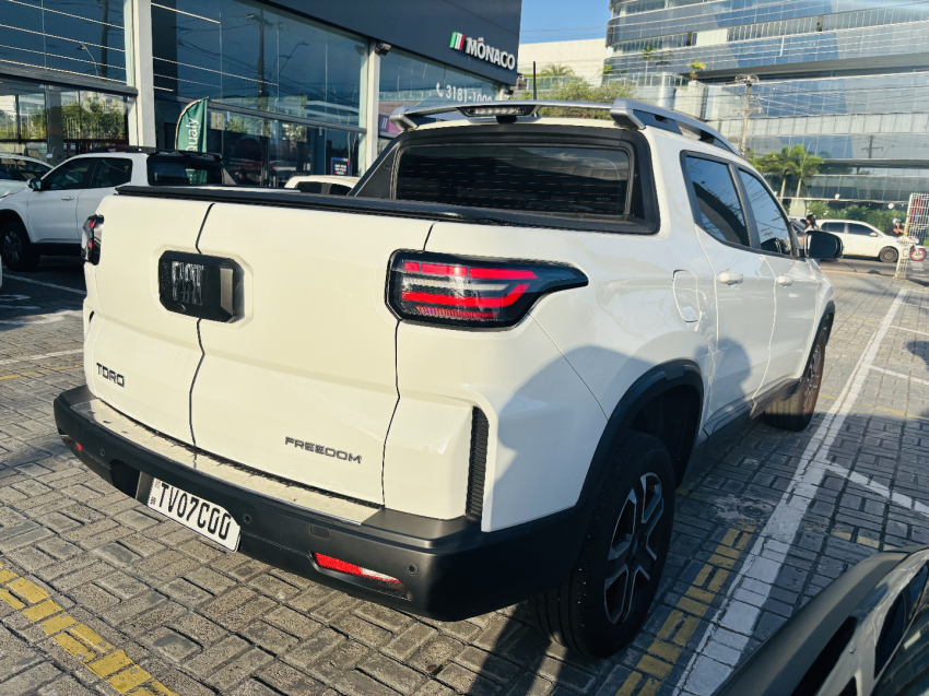 fiat toro 1.3 turbo 270 flex freedom at6 4p automatico 20266