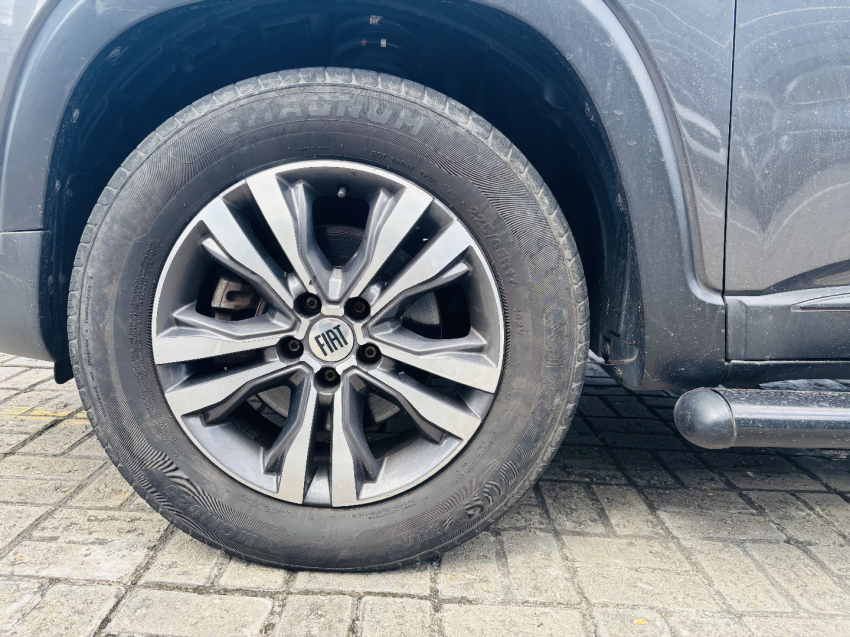 fiat toro 1.3 turbo 270 flex freedom at6 4p automatico 20225