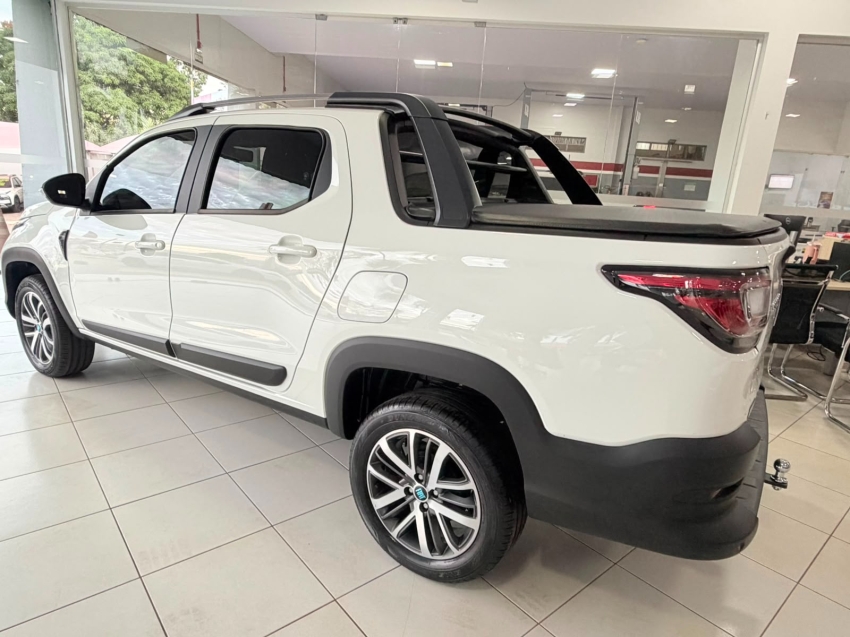 fiat strada 1.3 firefly flex volcano cd cvt 5p automatico 20266
