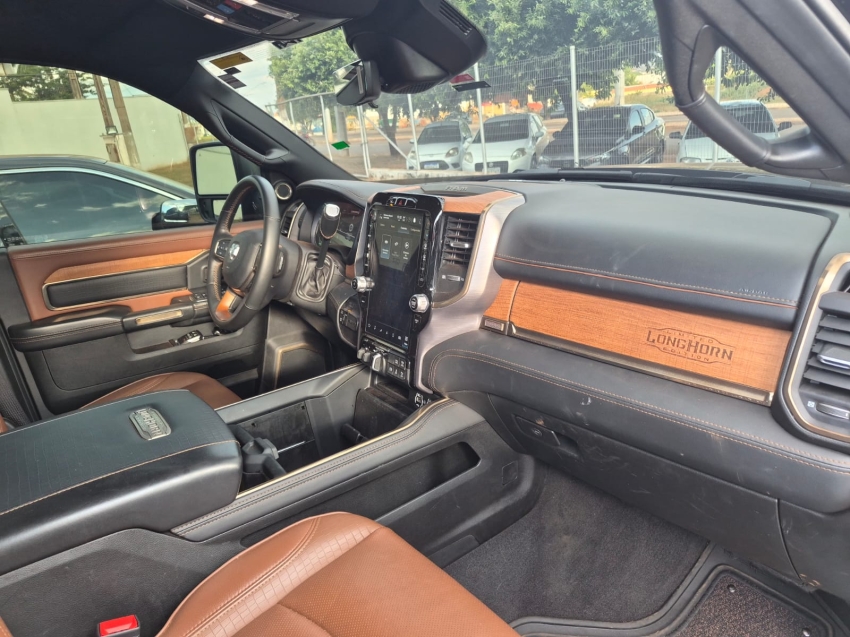 ram 3500 6.7 i6 turbo diesel limited longhorn cd 4x4 automatico 3.5 5p 20244