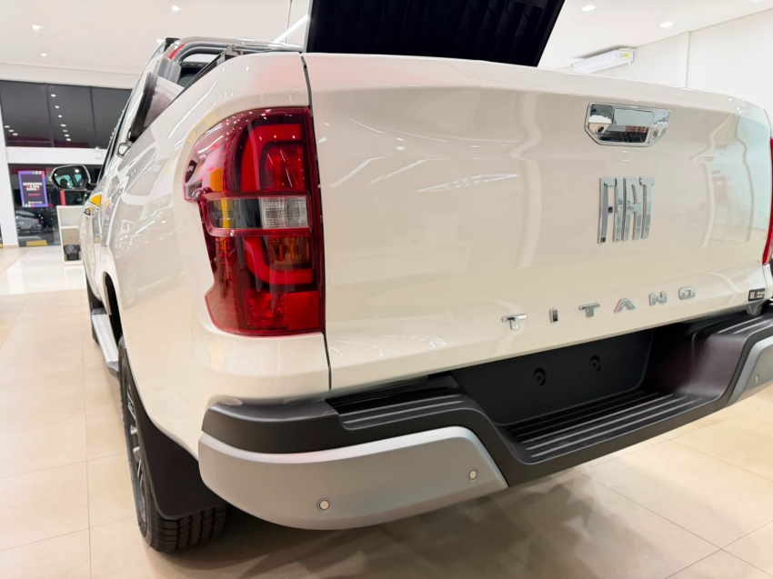 fiat titano 2.2 turbo diesel ranch 4x4 at8 1.0 5p automatico 202610
