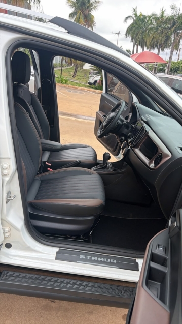 fiat strada 1.0 turbo 200 flex ranch cd cvt 4p automatico 202511