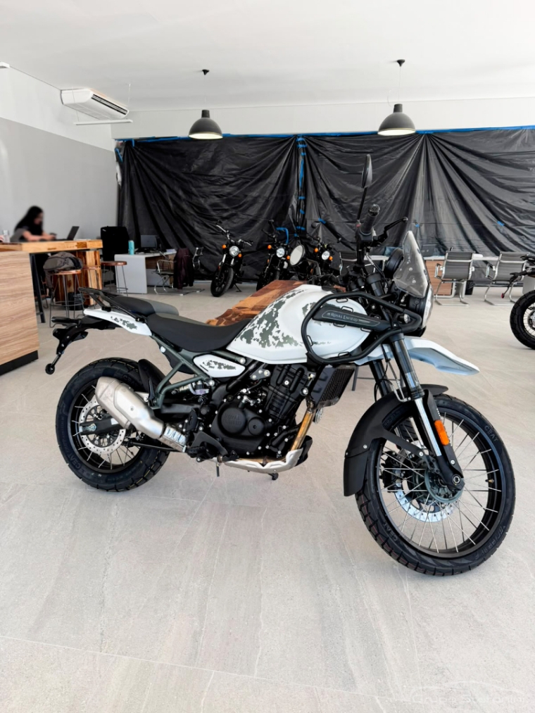 royal enfield himalayan top kamet white 450 gasolina manual 20261
