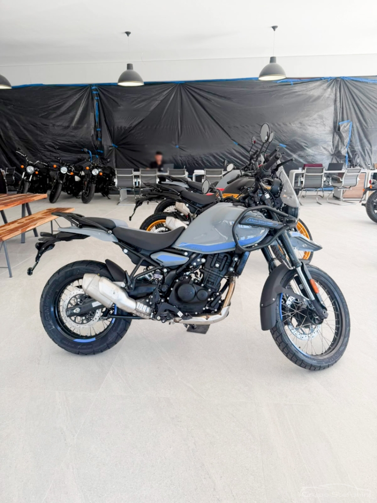 royal enfield himalayan mid slate poppy blue (com camara) 450 gasolina manual 20262