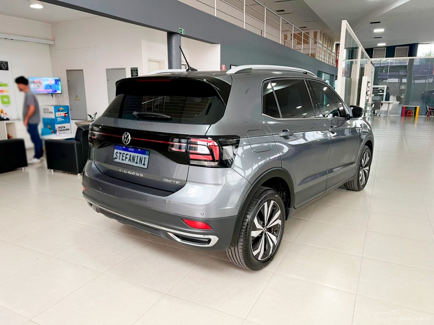 volkswagen t-cross 1.4 250 tsi total flex highline automatico 4p 202410