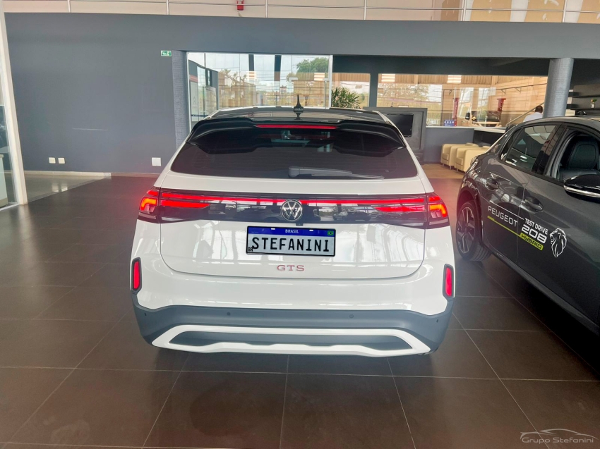 volkswagen nivus 1.4 250 tsi total flex gts automatico 4p 202611