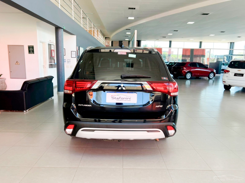 mitsubishi outlander 2.0 mivec gasolina hpe automatico 4p 202112
