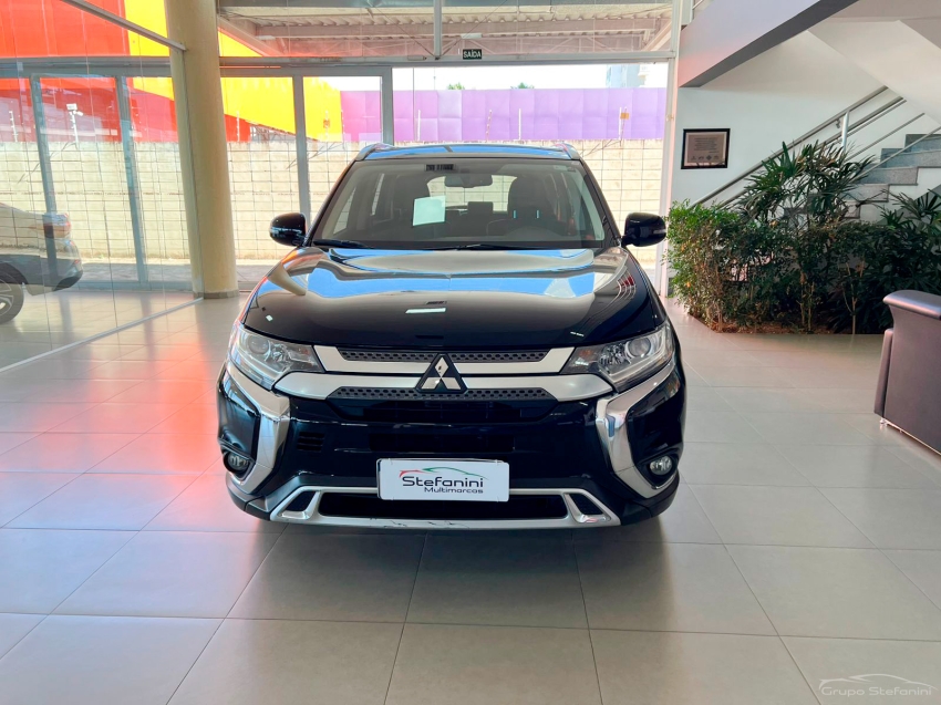 mitsubishi outlander 2.0 mivec gasolina hpe automatico 4p 20211