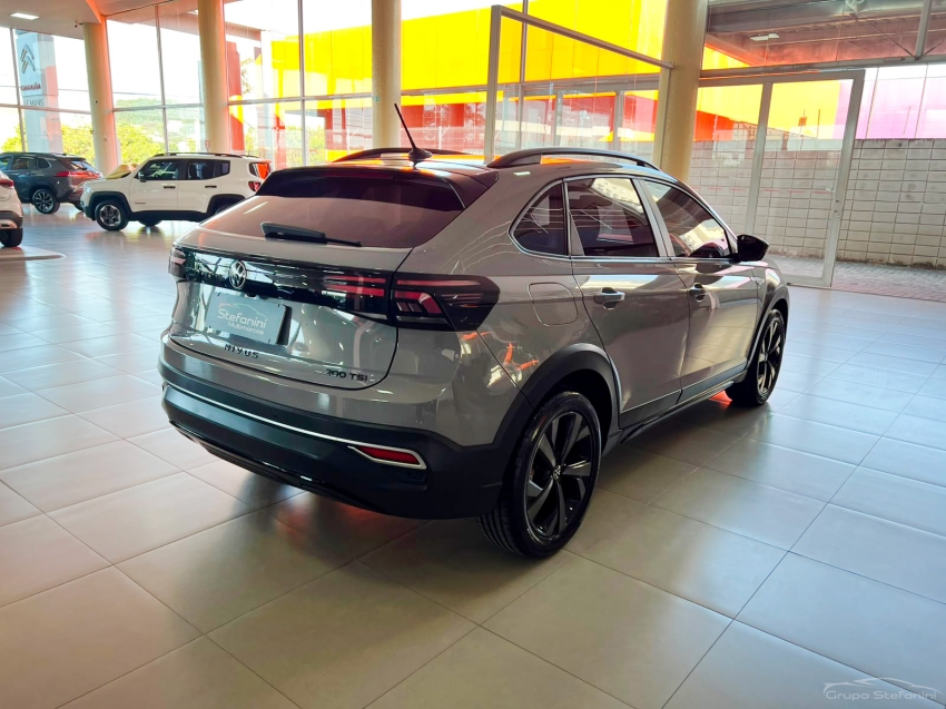 volkswagen nivus 1.0 200 tsi total flex highline automatico 4p 202310