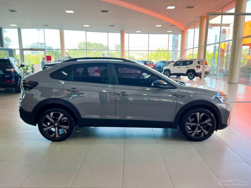 volkswagen nivus 1.0 200 tsi total flex highline automatico 4p 20239