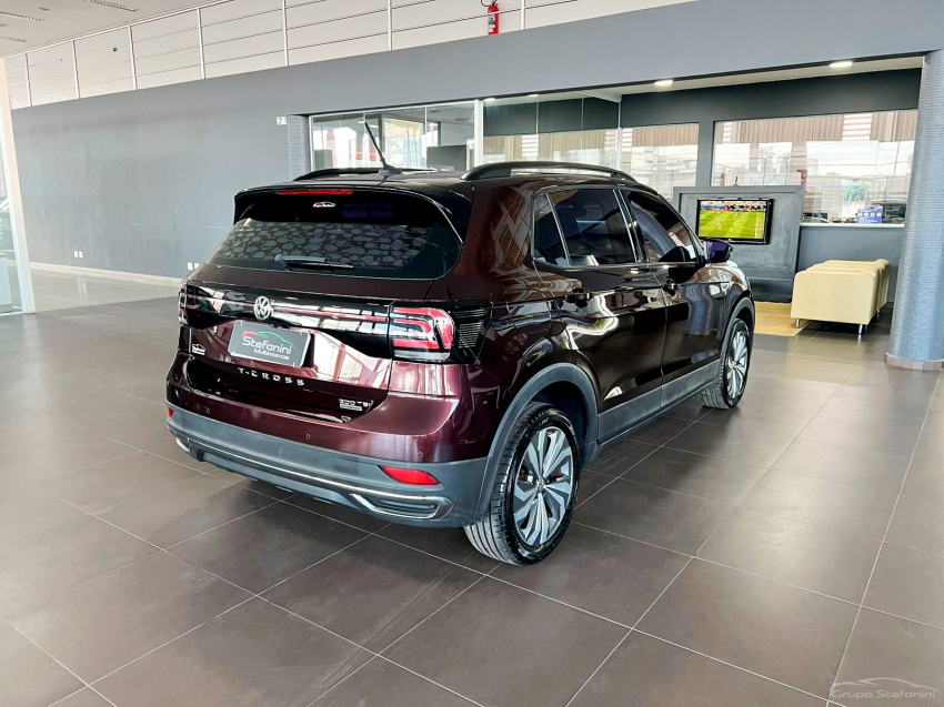 volkswagen t-cross 1.0 200 tsi total flex comfortline automatico 4p 202012