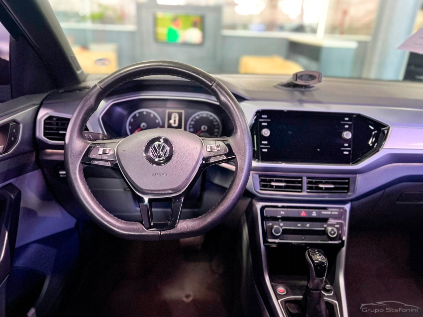 volkswagen t-cross 1.0 200 tsi total flex comfortline automatico 4p 20204