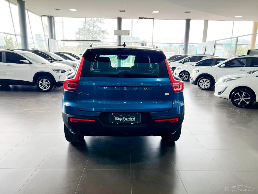 volvo xc40 1.5 t5 recharge r-design geartronic gasolina 4p automatico 202112