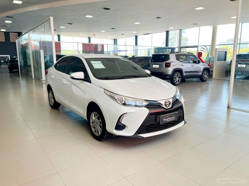 toyota yaris 1.5 16v flex sedan xs multidrive 4p automatico 20252