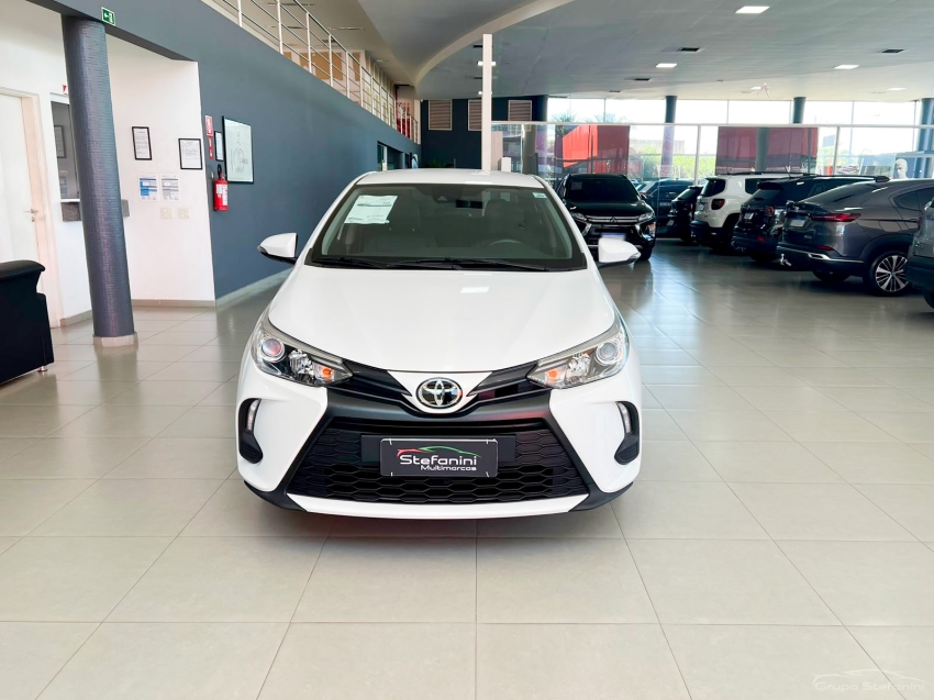 toyota yaris 1.5 16v flex sedan xs multidrive 4p automatico 20251