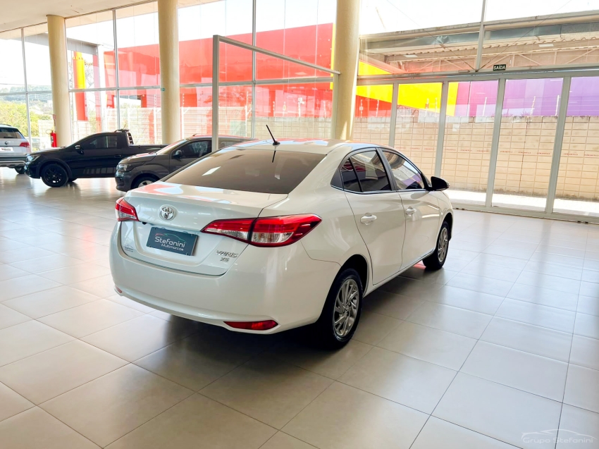 toyota yaris 1.5 16v flex sedan xs multidrive 4p automatico 202511