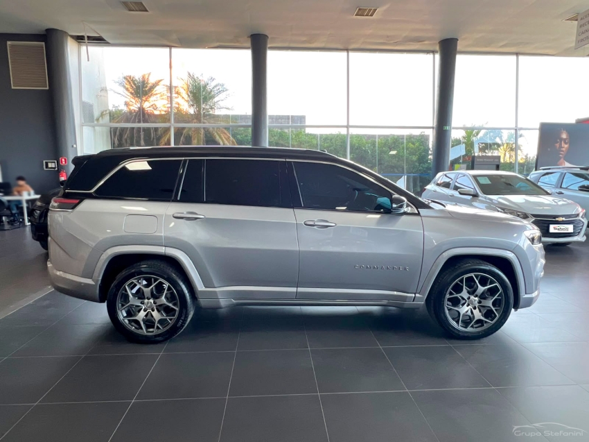 jeep commander 1.3 t270 turbo flex overland at6 4p automatico 202312