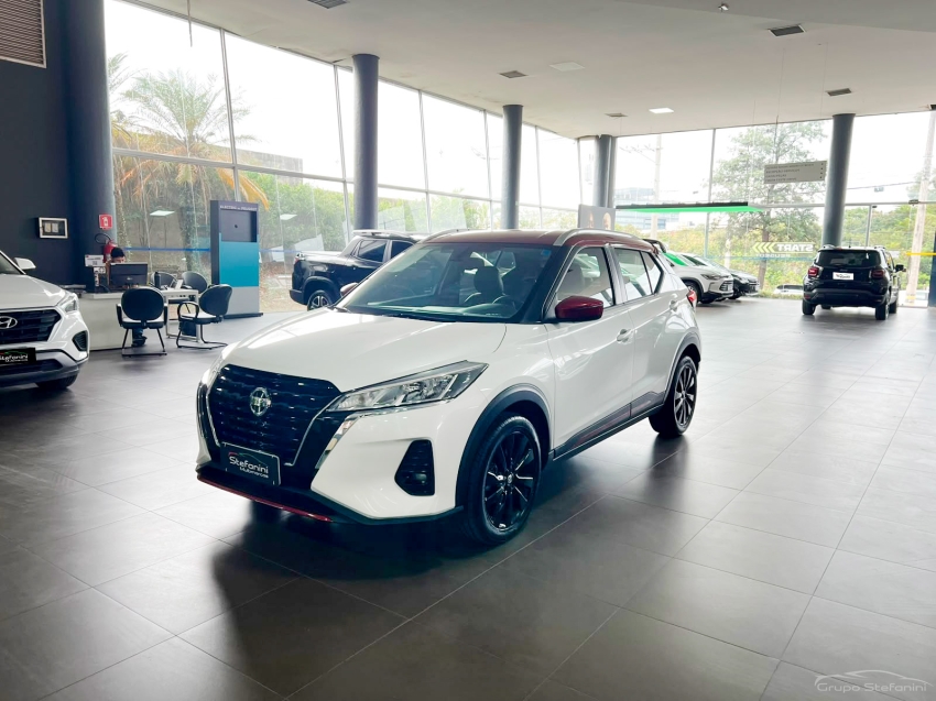 nissan kicks 1.6 16v flexstart xplay xtronic flex 4p automatico 20220
