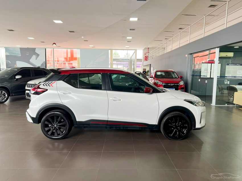 nissan kicks 1.6 16v flexstart xplay xtronic flex 4p automatico 202210