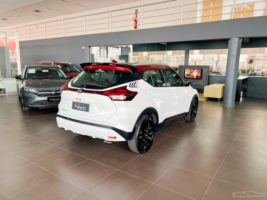 nissan kicks 1.6 16v flexstart xplay xtronic flex 4p automatico 202211