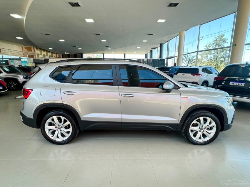 volkswagen taos 1.4 250 tsi total flex comfortline automatico 4p 202210
