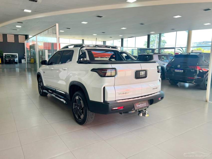 fiat toro 2.2 turbo diesel volcano 4wd at9 4p automatico 202612