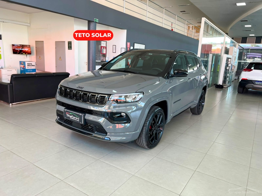 jeep compass 2.0 hurricane 4 turbo gasolina blackhawk at9 4p automatico 2026