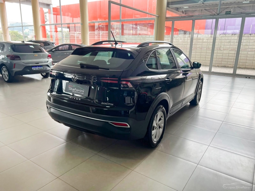 volkswagen nivus 1.0 200 tsi total flex comfortline automatico 4p 202310