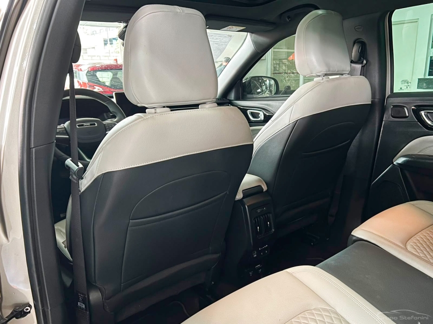 jeep commander 2.0 td380 turbo diesel overland at9 4p automatico 20229
