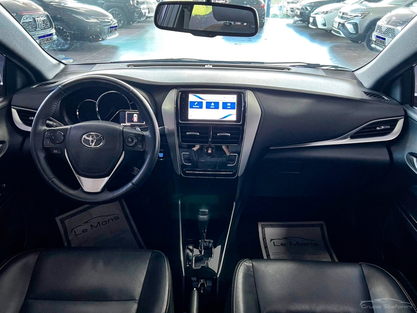 toyota yaris 1.5 16v flex xs multidrive 4p automatico 20195