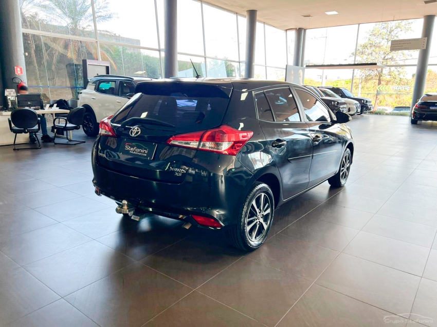 toyota yaris 1.5 16v flex xs multidrive 4p automatico 201910