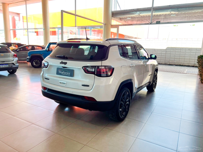 jeep compass 1.3 t270 turbo flex longitude at6 4p automatico 202610