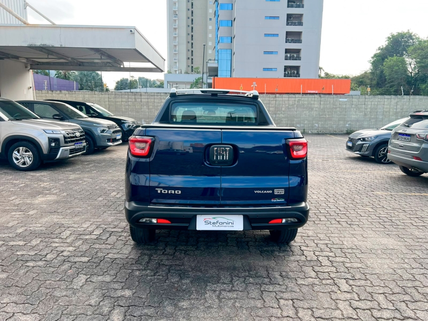 fiat toro 1.3 turbo 270 flex volcano at6 4p automatico 202511