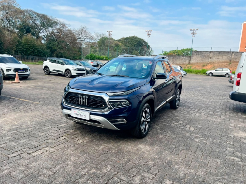 fiat toro 1.3 turbo 270 flex volcano at6 4p automatico 2025