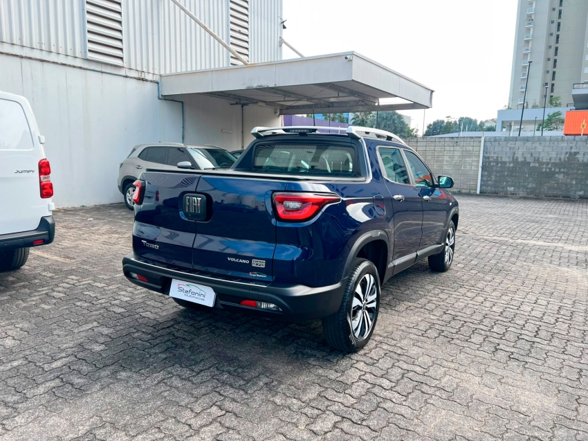 fiat toro 1.3 turbo 270 flex volcano at6 4p automatico 202510