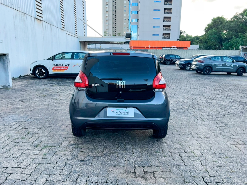 fiat mobi 1.0 evo flex like. manual 4p 202411