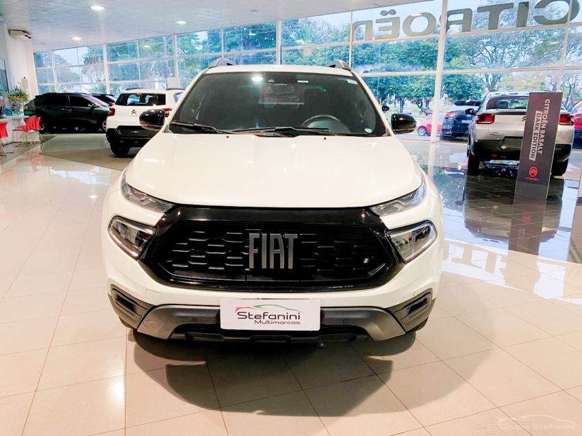 fiat toro 1.3 turbo 270 flex volcano at6 4p automatico 20241