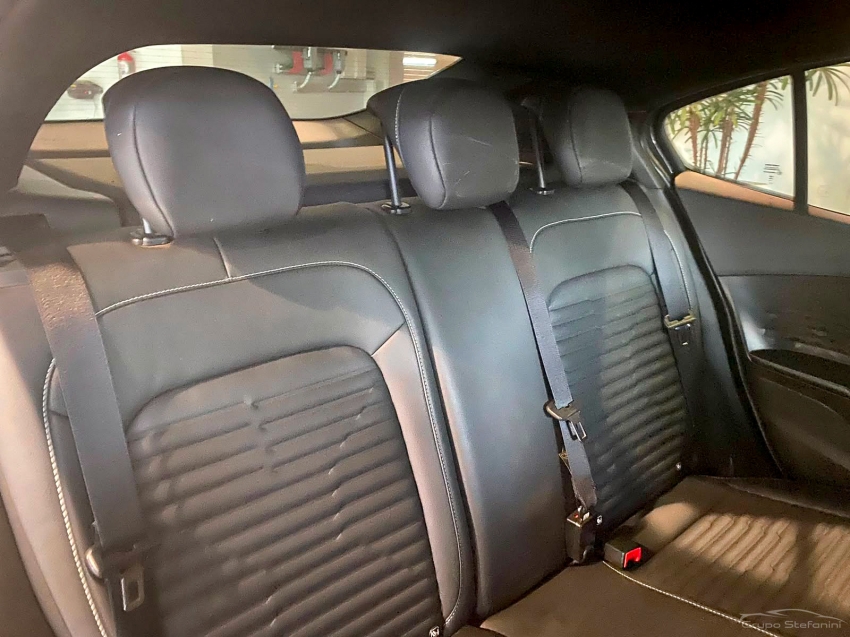 fiat fastback 1.3 turbo 270 flex limited edition at6 4p automatico 20237