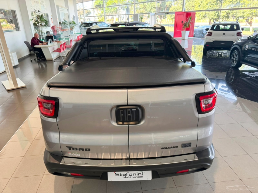 fiat toro 1.3 turbo 270 flex volcano at6 4p automatico 202412