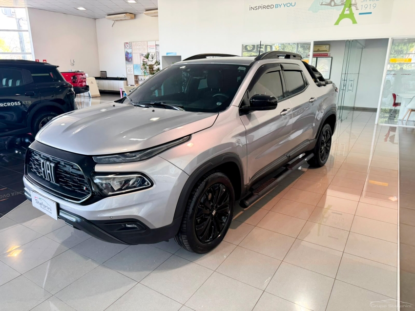 fiat toro 1.3 turbo 270 flex volcano at6 4p automatico 2024
