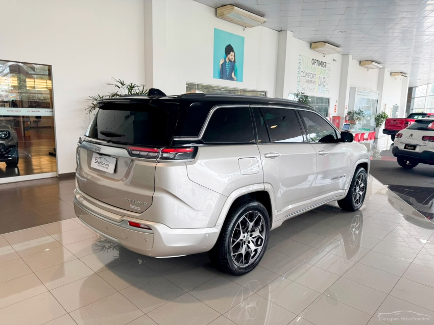 jeep commander 1.3 t270 turbo flex overland at6 4p automatico 202213