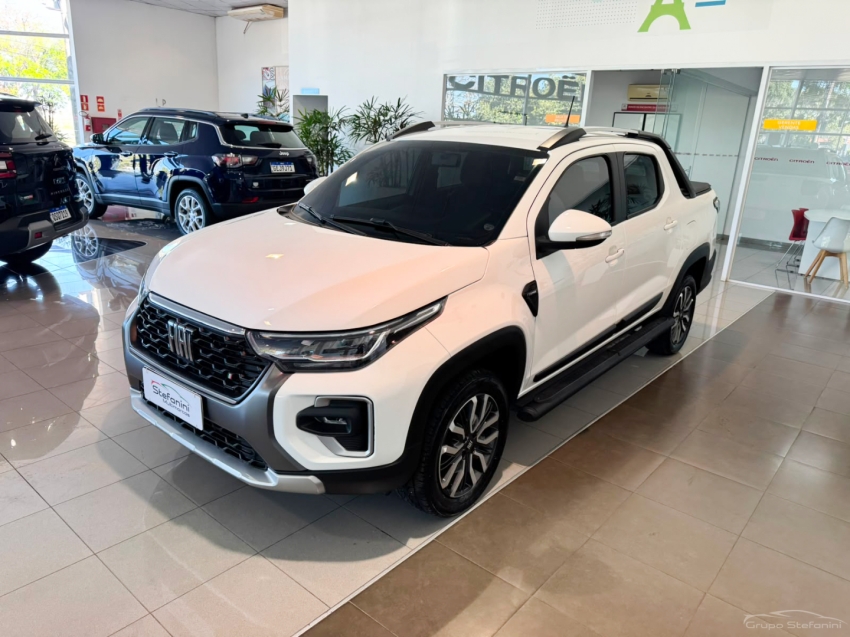 fiat strada 1.0 turbo 200 flex ranch cd cvt 4p automatico 2025