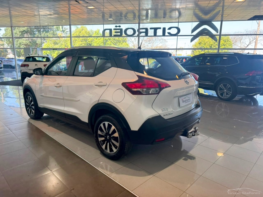 nissan kicks 1.6 16v flexstart s 4p xtronic flex automatico 201813