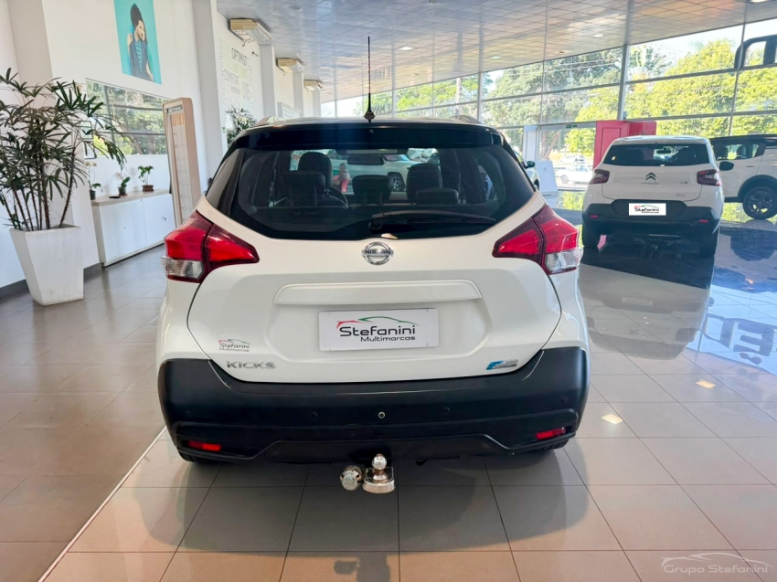 nissan kicks 1.6 16v flexstart s 4p xtronic flex automatico 201812