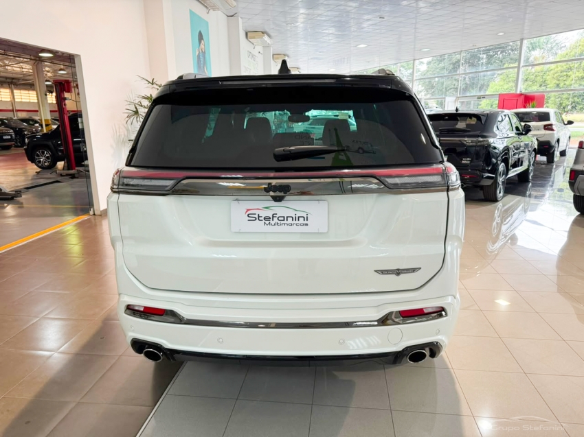 jeep commander 2.0 hurricane 4 turbo gasolina blackhawk at9 4p automatico 202613
