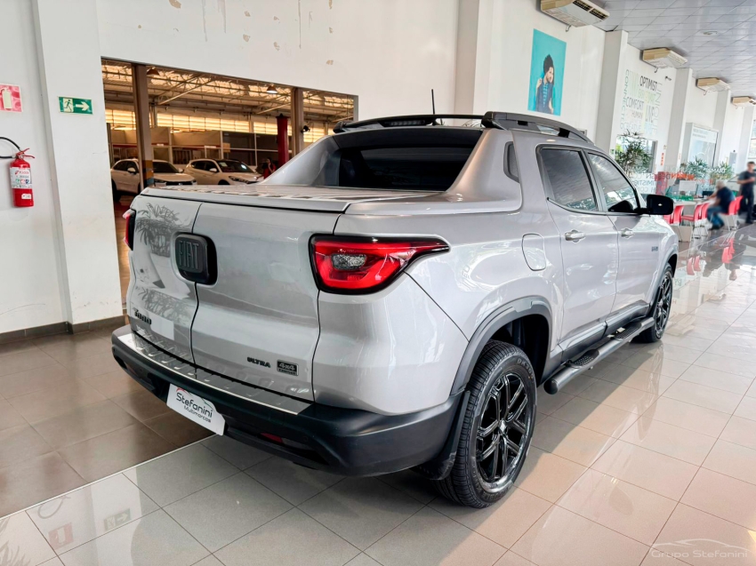 fiat toro 2.0 16v turbo diesel ultra 4wd at9 4p automatico 202210