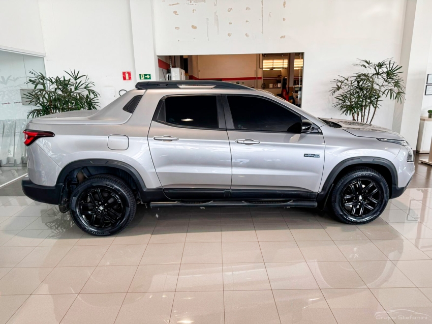 fiat toro 2.0 16v turbo diesel ultra 4wd at9 4p automatico 20229