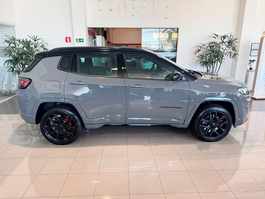 jeep compass 2.0 hurricane turbo flex blackhawk at9 gasolina 4p automatico 202610