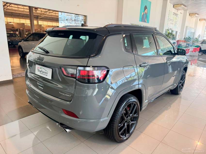 jeep compass 2.0 hurricane turbo flex blackhawk at9 gasolina 4p automatico 202611