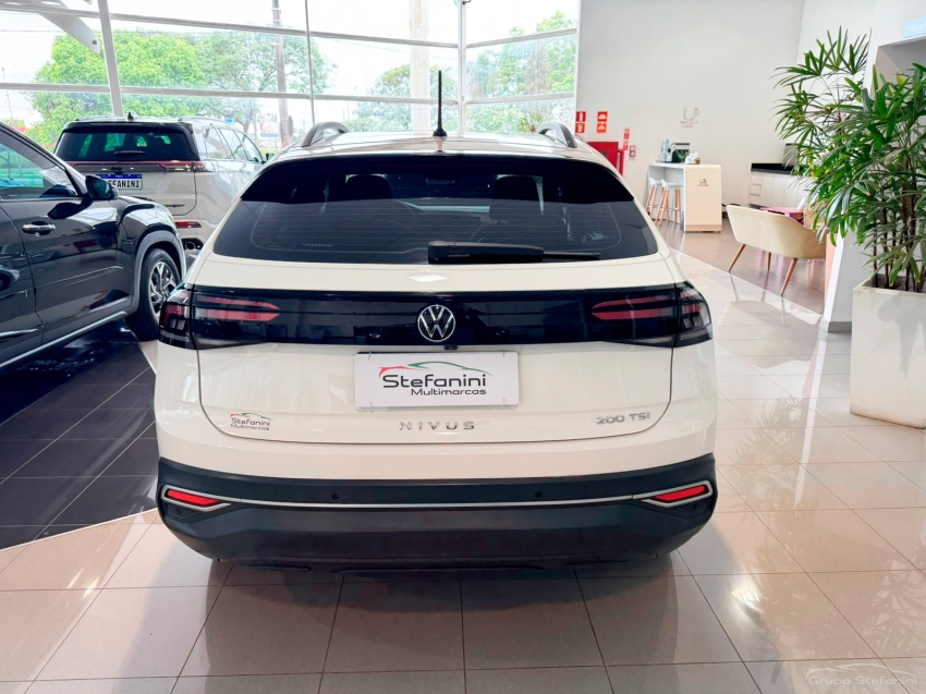 volkswagen nivus 1.0 200 tsi total flex comfortline automatico 4p 202211